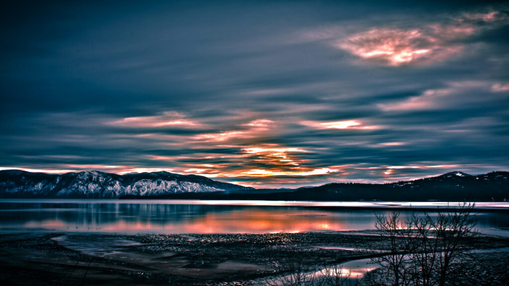 Where the River Ends - HDR