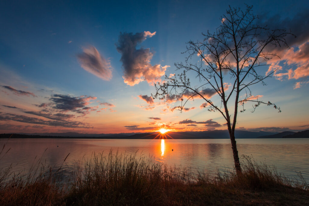 Sandpoint Sunrise full 8-17-17