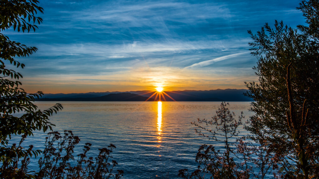 Sandpoint Sunrise 8-17-17